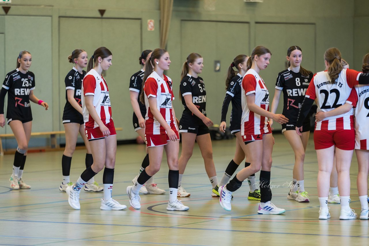 Bild 322 - wBJ SV Henstedt Ulzburg - Bramstedter TS : Ergebnis: 27:15